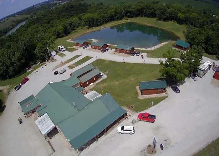 Country Cabins Hotel